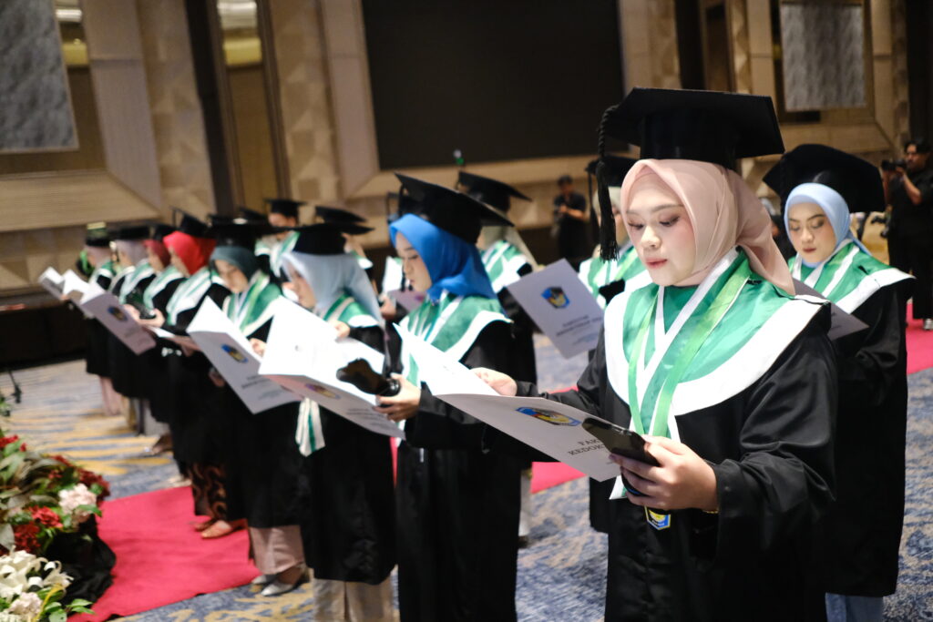 Yudisium Periode II 2026, FKG UMI Lepas 19 Dokter Gigi Baru dengan Kelulusan 100%