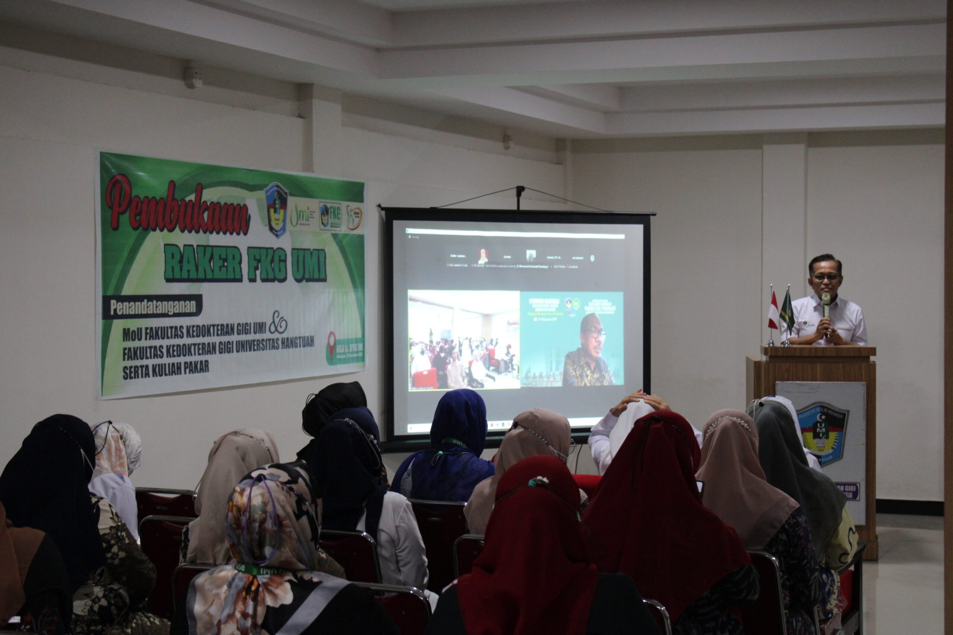 RAPAT KERJA FAKULTAS KEDOKTERAN GIGI DAN RSIGM UNIVERSITAS MUSLIM INDONESIA