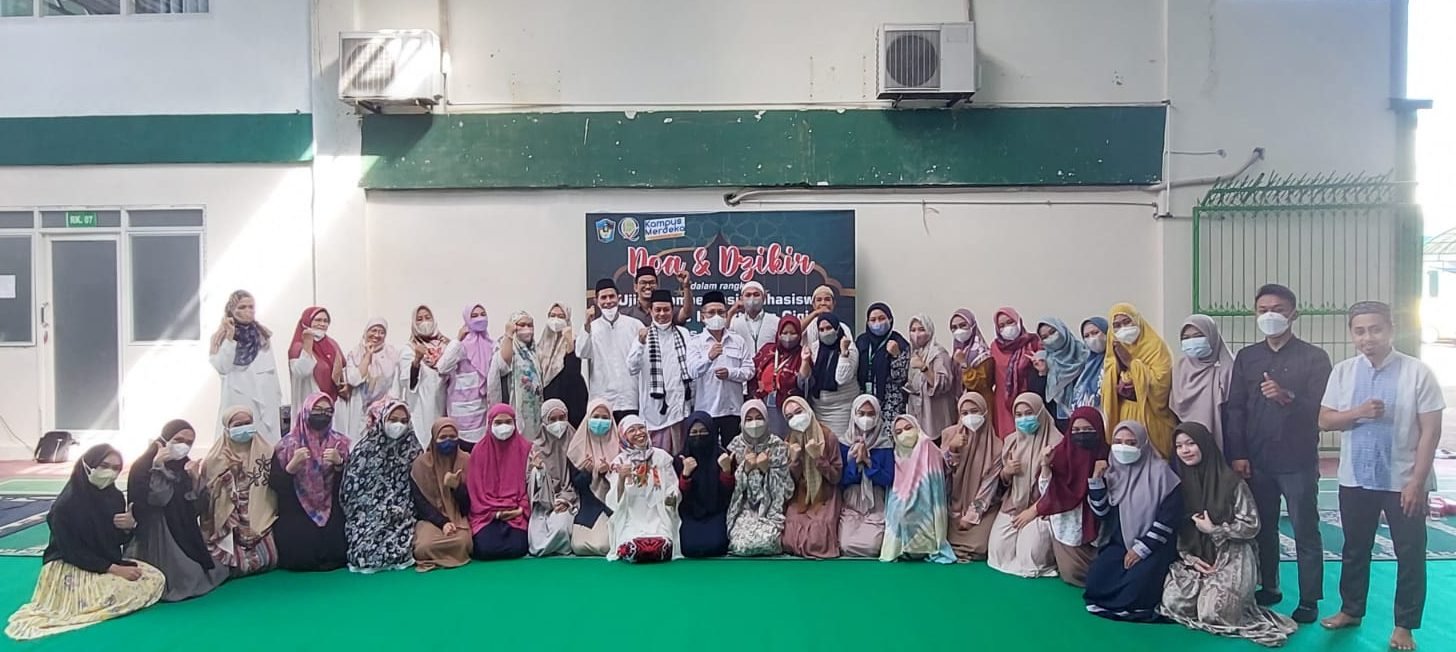 Kegiatan Doa dan zikir dalam rangka Ujian Kompetensi Mahasiswa Profesi Dokter Gigi Fakultas Kedokteran Gigi Universitas Muslim Indonesia Periode II Juni 2022