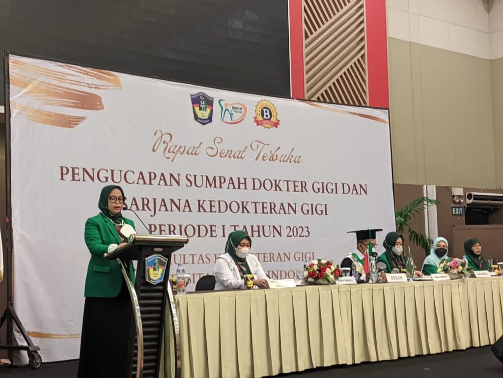 Pronunciation of the Dentist's Oath and Promise of Bachelor of Dentistry Period I in 2023 — foto 1