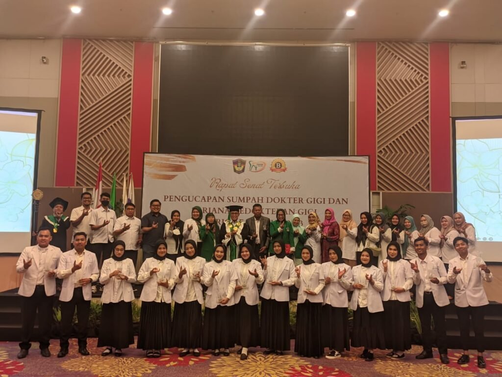 Pronunciation of the Dentist's Oath and Promise of Bachelor of Dentistry Period I in 2023 — foto 2