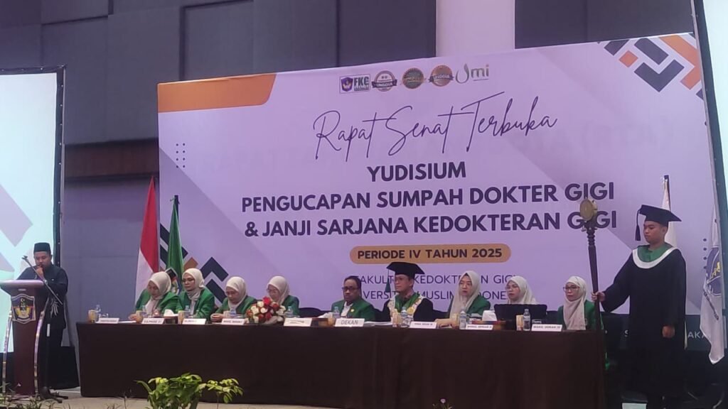 FAKULTAS KEDOKTERAN GIGI GELAR ACARA PENGUCAPAN SUMPAH DOKTER GIGI DAN JANJI SARJANA KEDOKTERAN GIGI PERIODE IV 2025